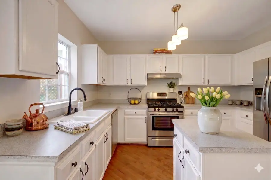 20605 Morningside Ter, Sterling, VA 20165 - #3