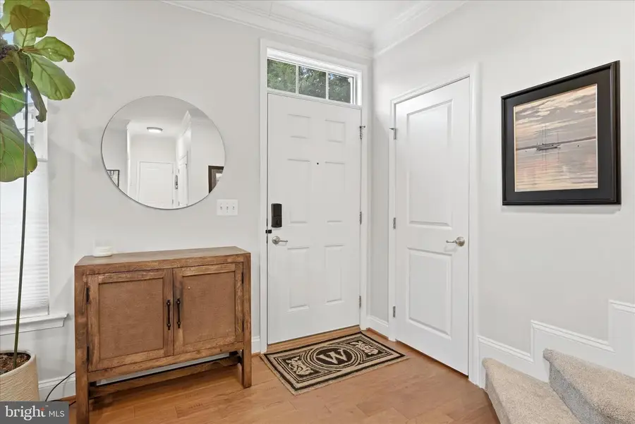 402 Haupt Sq Se, Leesburg, VA 20175 - #3