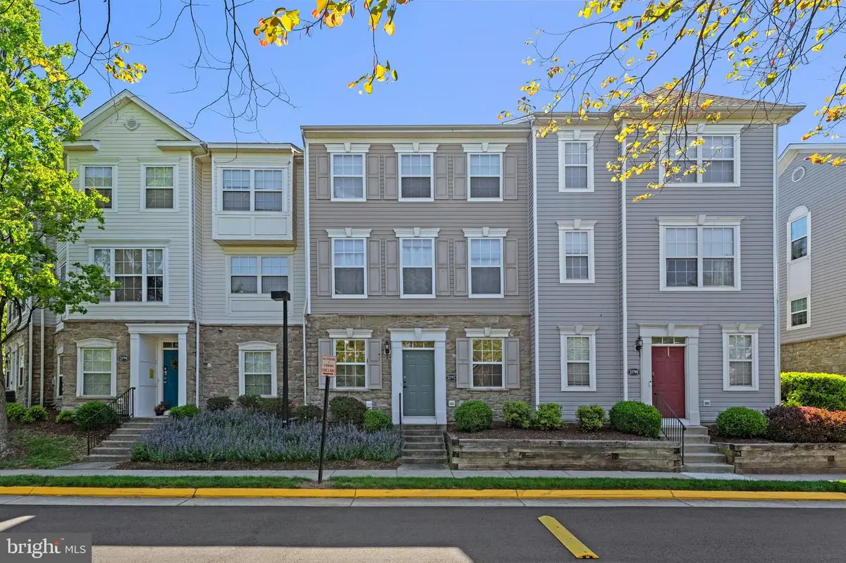 21792 Jarvis Sq, Ashburn, VA 20147 - #1