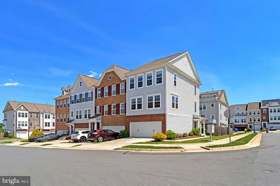 44955 Bishop Ter, Ashburn, VA 20147 - #2