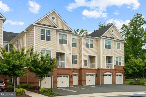 23255 Milltown Knoll Sq #111, ASHBURN, VA 20148