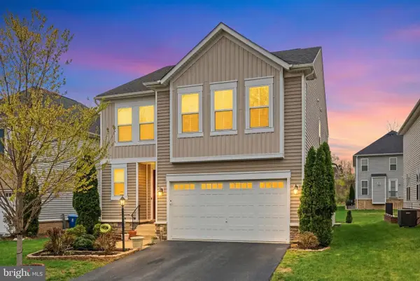 42029 Spruce Point Ct, BRAMBLETON, VA 20148