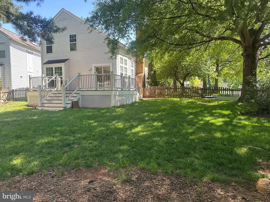 1 Glengyle Ln, Sterling, VA 20165 - #2