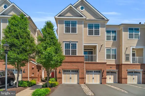 23300 Milltown Knoll Sq #113, ASHBURN, VA 20148