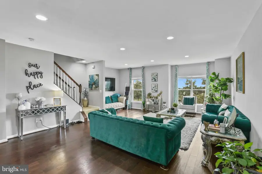 21077 Ashburn Heights Dr, Ashburn, VA 20148 - #3