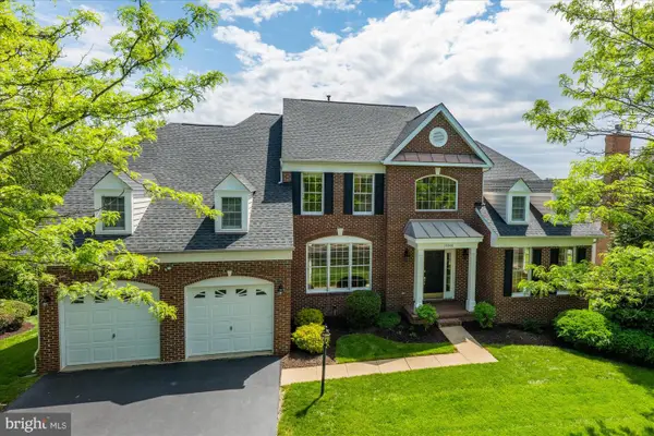 19988 Hazeltine Pl, ASHBURN, VA 20147