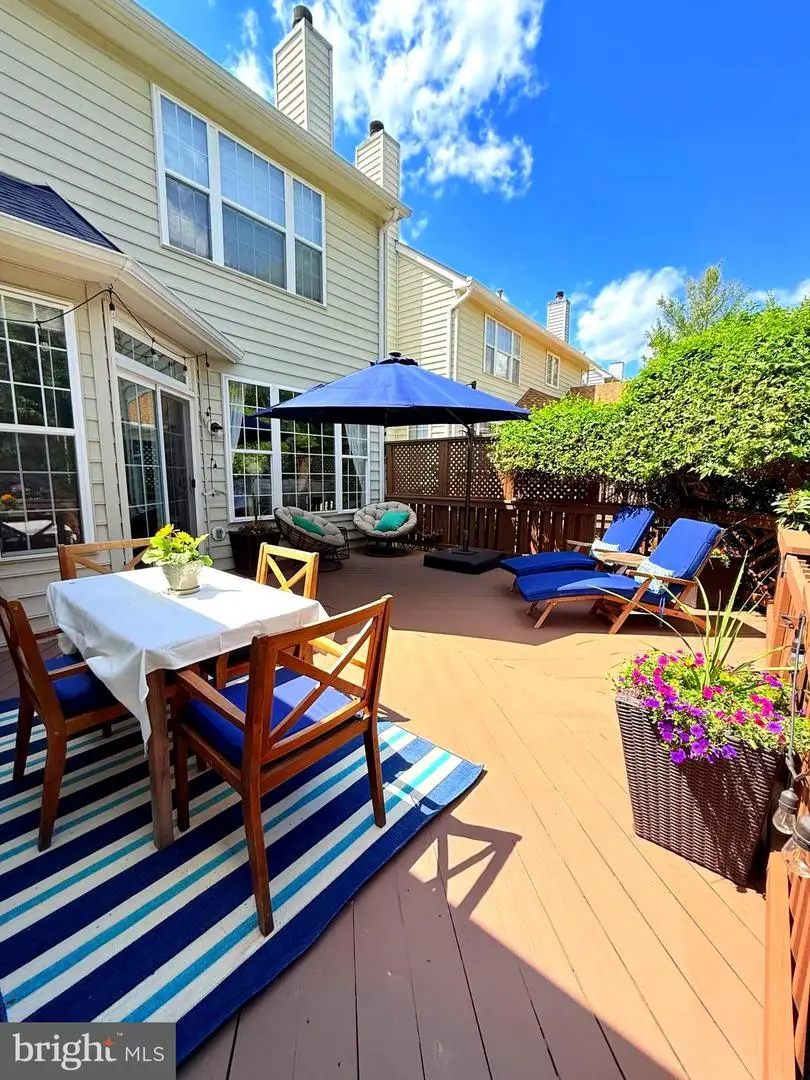 25504 Heathfield Cir, Chantilly, VA 20152 - #3