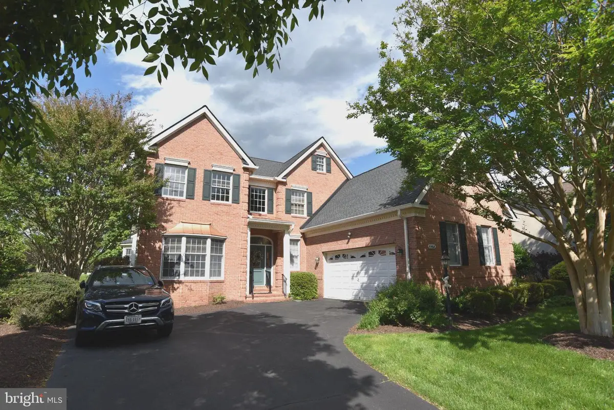43464 Foxgrove Ct, Ashburn, VA 20147 - #1