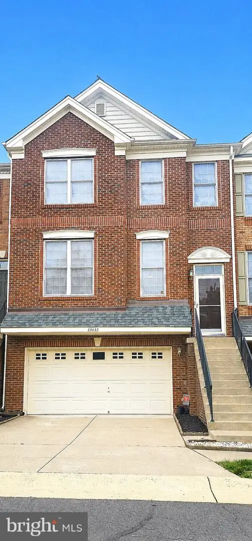 25633 Anthem Ter, Chantilly, VA 20152 - #1