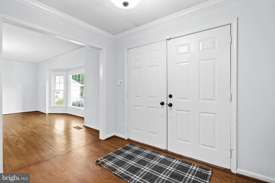 25 Whittingham Cir, Sterling, VA 20165 - #3