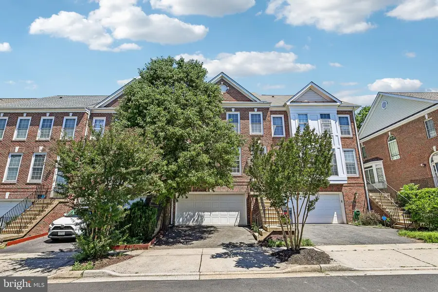 26071 Nimbleton Sq, Chantilly, VA 20152 - #2