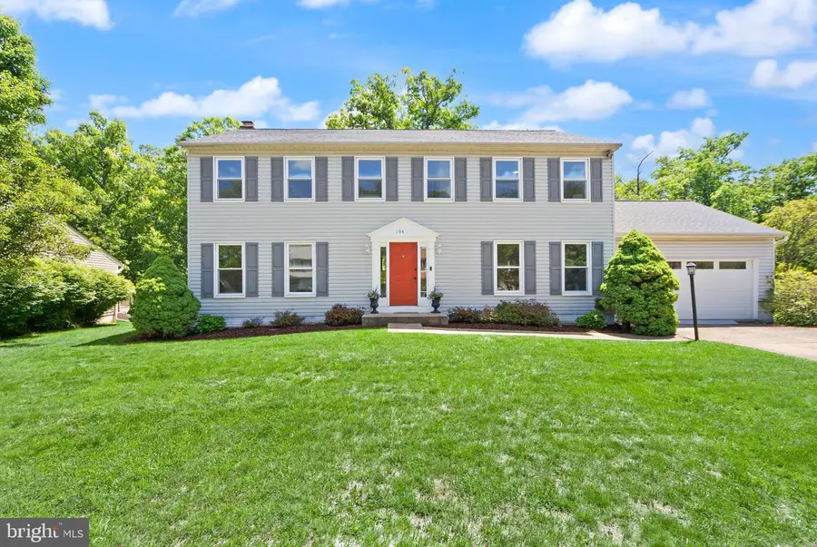 104 Briarwood Ct, Sterling, VA 20164 - #2
