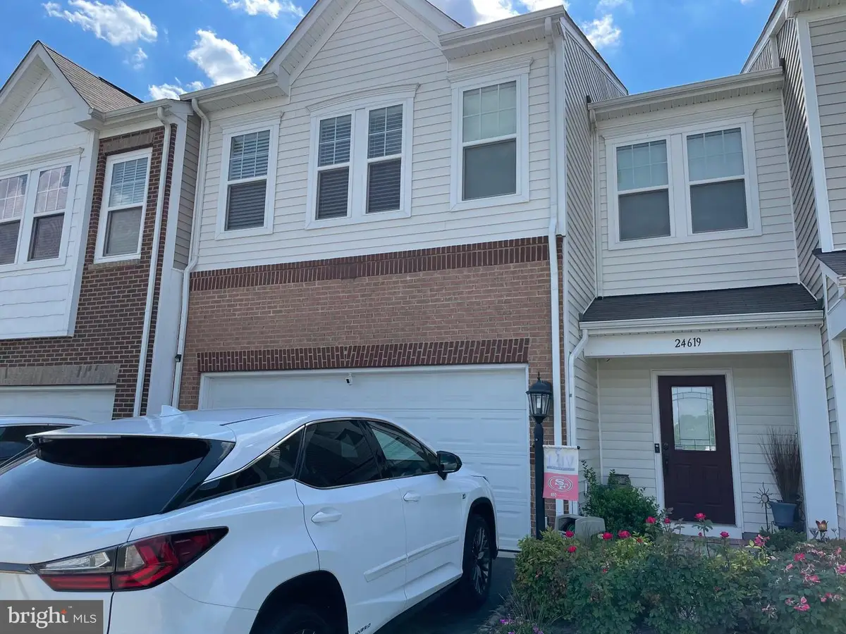 24619 S Greysteel Sq, Aldie, VA 20105 - #1