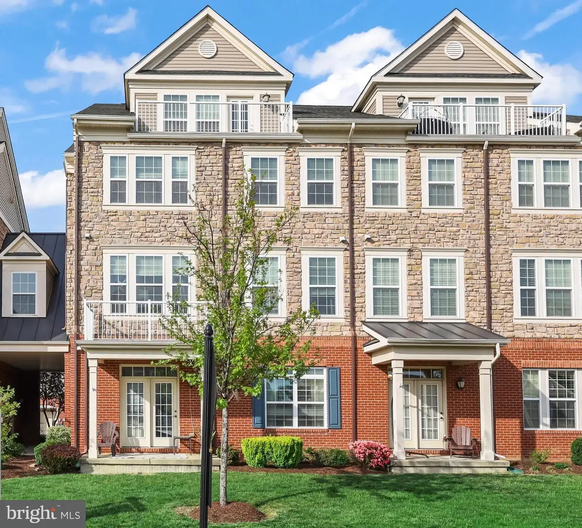 42593 Sunset Ridge Sq, Ashburn, VA 20148 - #1