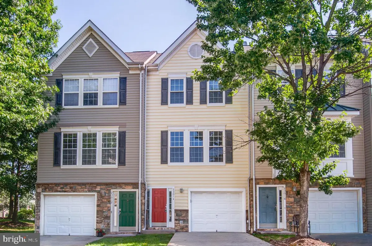 23014 Fontwell Sq, Sterling, VA 20166 - #1