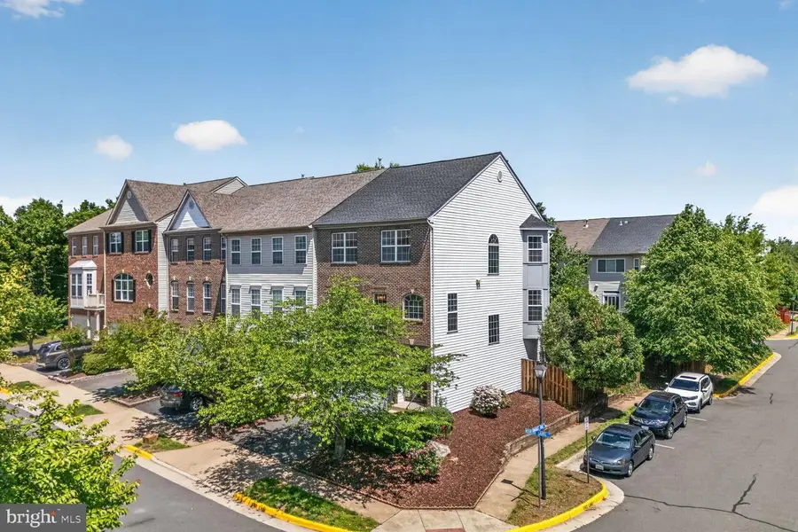 46840 Mountain Laurel Ter, Sterling, VA 20164 - #2