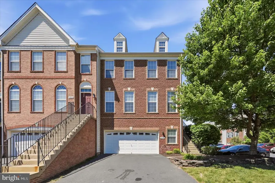 20047 Northville Hills Ter, Ashburn, VA 20147 - #2