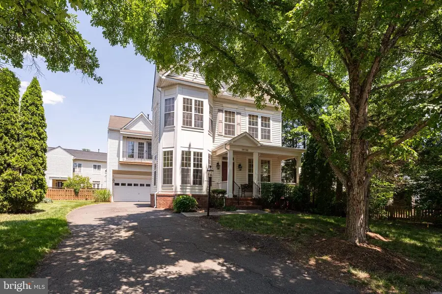 40396 Milford Dr, Broadlands, VA 20148 - #2