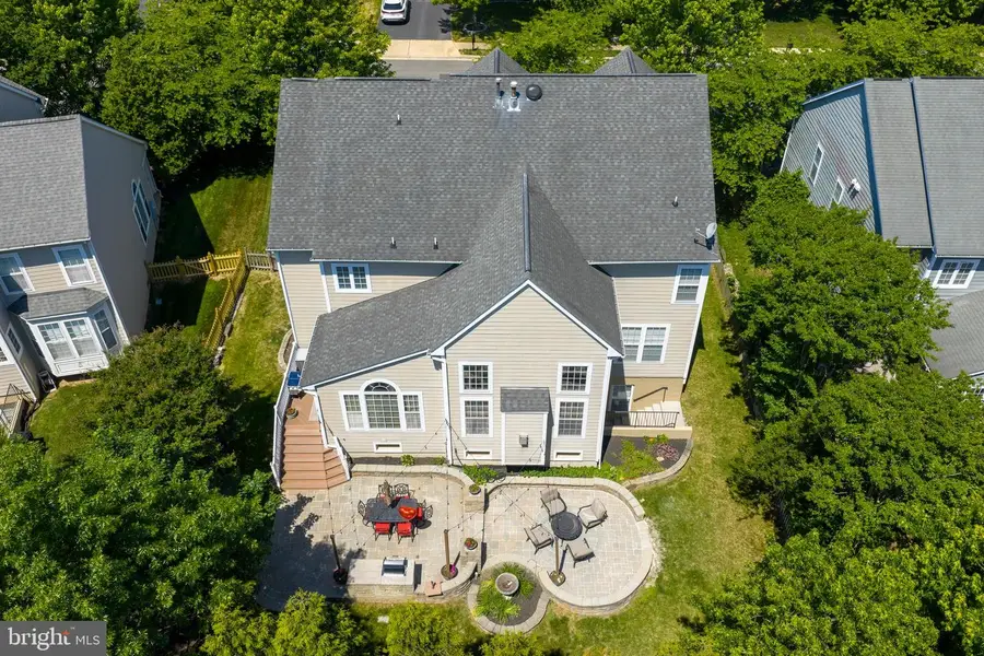 22122 Whisperhill Ct, Broadlands, VA 20148 - #3