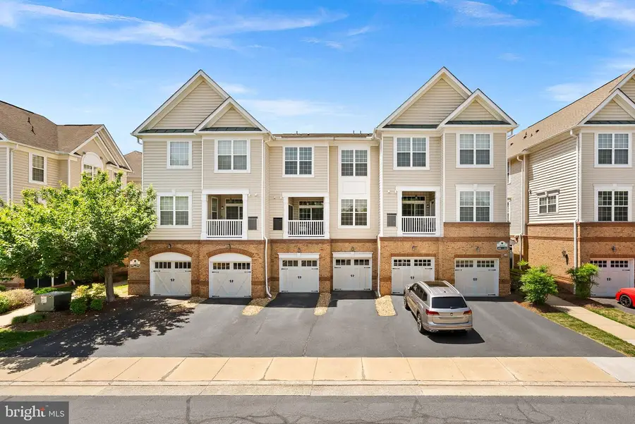 20365 Belmont Park Ter #108, Ashburn, VA 20147 - #3