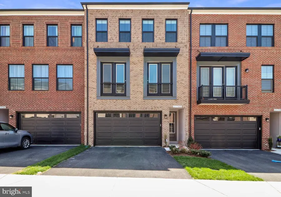 21740 Charing Cross Ter, Broadlands, VA 20148 - #2