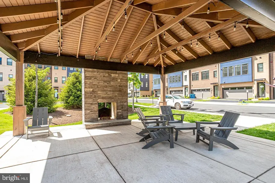 42464 Mildred Landing Sq, Ashburn, VA 20148 - #3