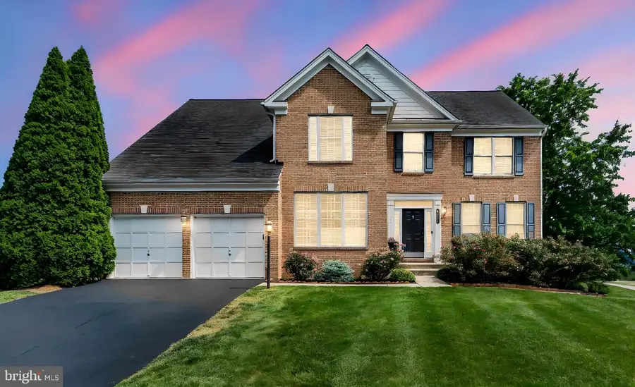 43553 Dempsey Ln, Chantilly, VA 20152 - #2