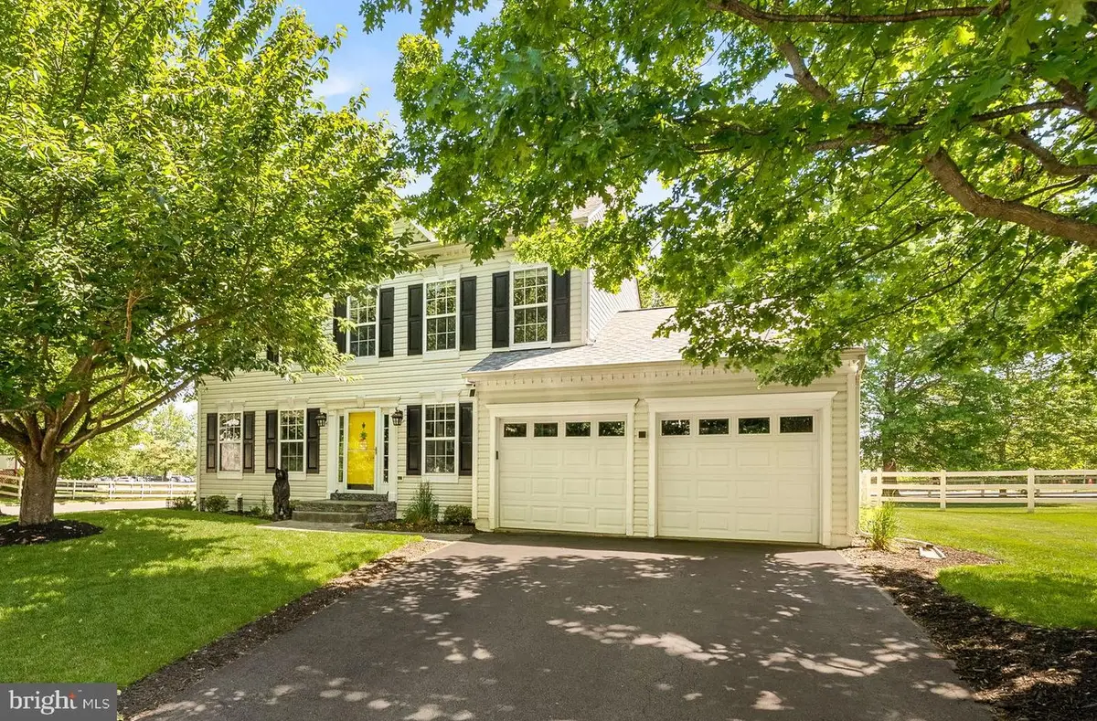 17180 Magic Mountain Dr, Round Hill, VA 20141 - #1