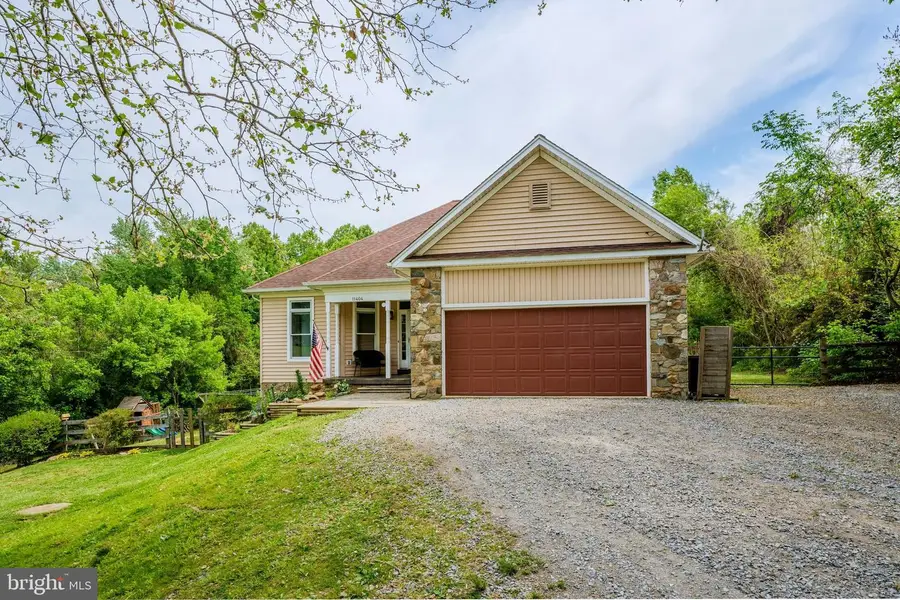 11404 Russell Rd, Hillsboro, VA 20132 - #2
