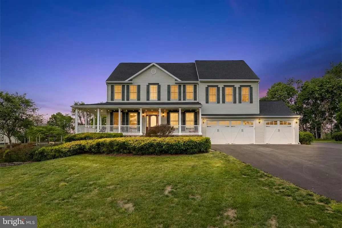 41187 Yakey Ln, Lovettsville, VA 20180 - #1