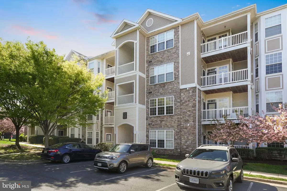 512 Sunset View Ter Se #202, Leesburg, VA 20175 - #1