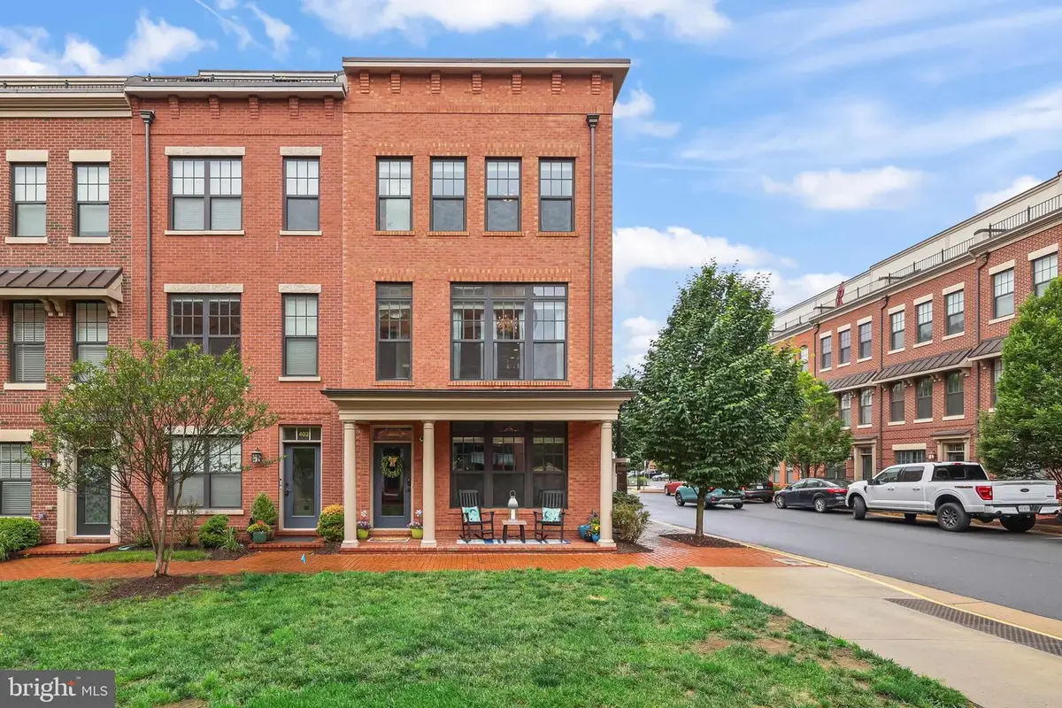 400 Ironsides Sq Se, Leesburg, VA 20175 - #1