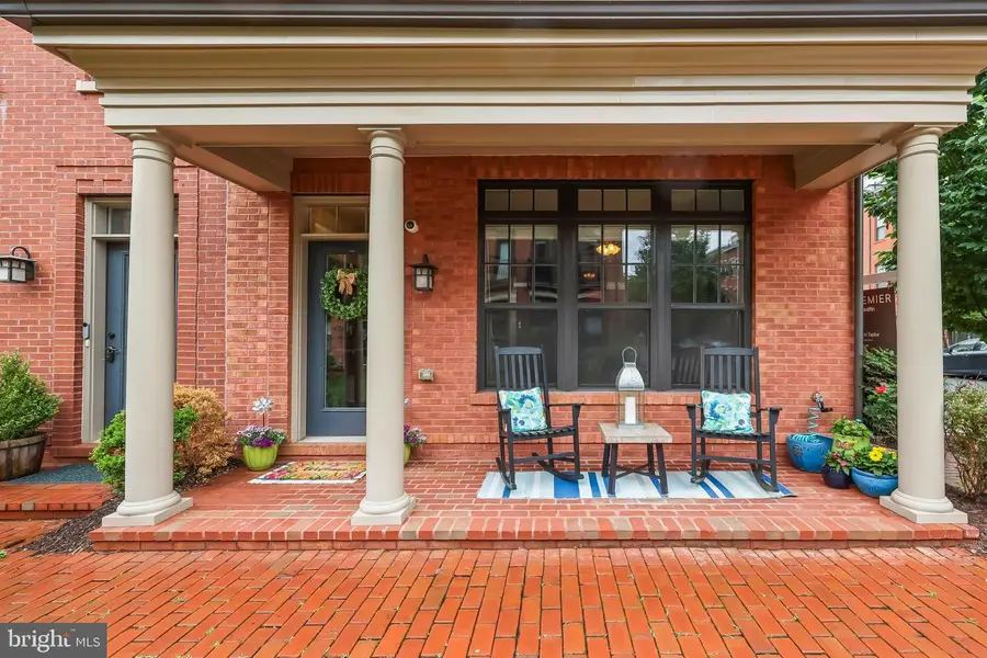 400 Ironsides Sq Se, Leesburg, VA 20175 - #3