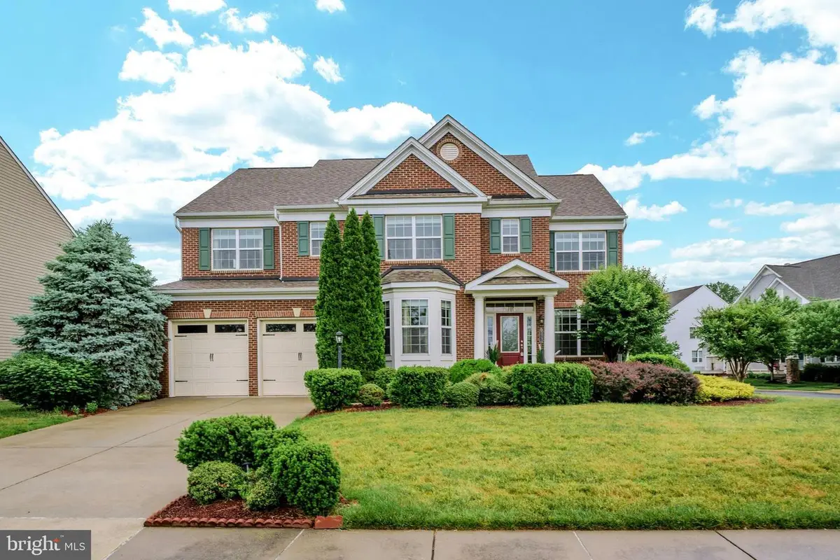 42134 Autumn Rain Cir, Brambleton, VA 20148 - #1