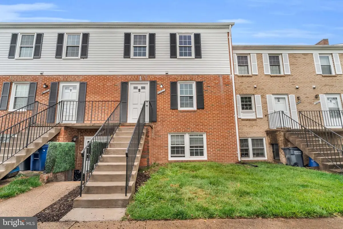 1046-c Margate Ct, Sterling, VA 20164 - #1