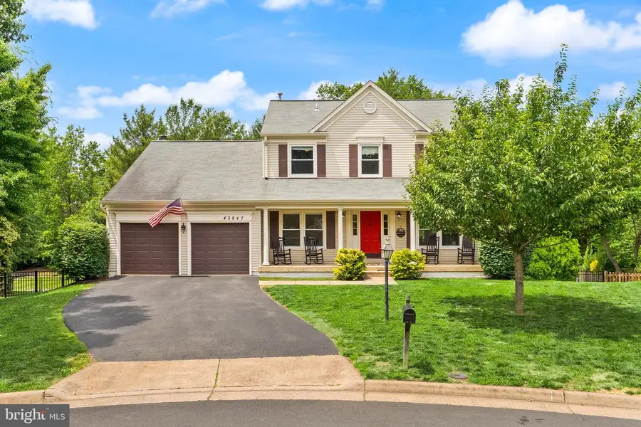 43847 Glenhazel Dr, Ashburn, VA 20147 - #2