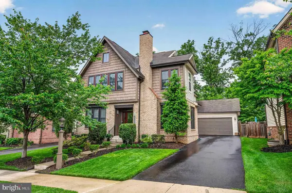 23259 April Mist Pl, BRAMBLETON, VA 20148