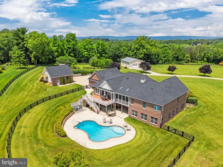 39787 Waterfordway Ln, Waterford, VA 20197 - #2