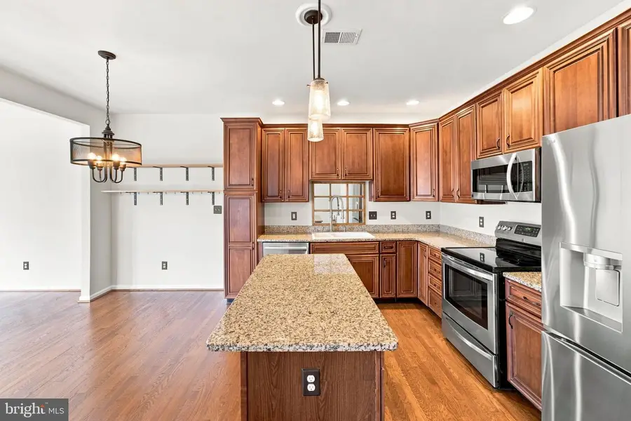 814 Maple Flats Ter, Purcellville, VA 20132 - #2