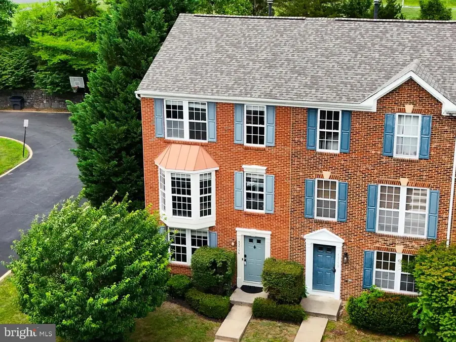 43756 Tolamac Dr, Ashburn, VA 20147 - #2
