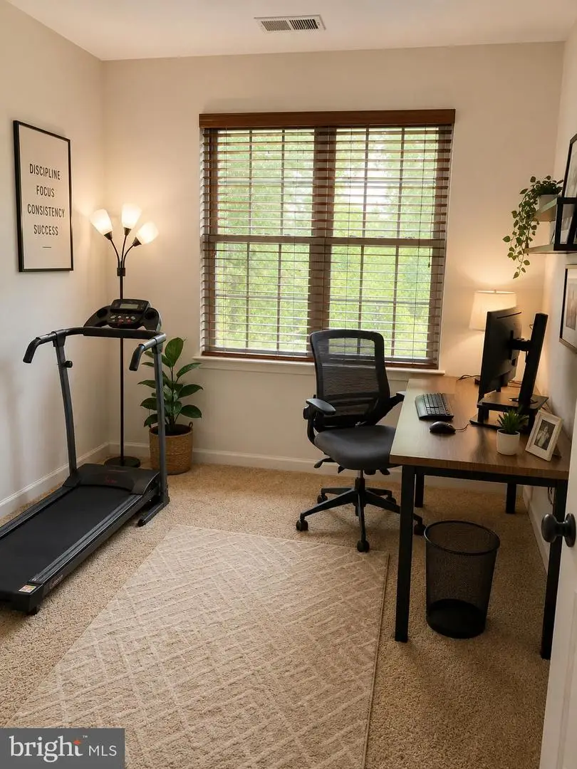 42800 San Sebastian Ter, Chantilly, VA 20152 - #3