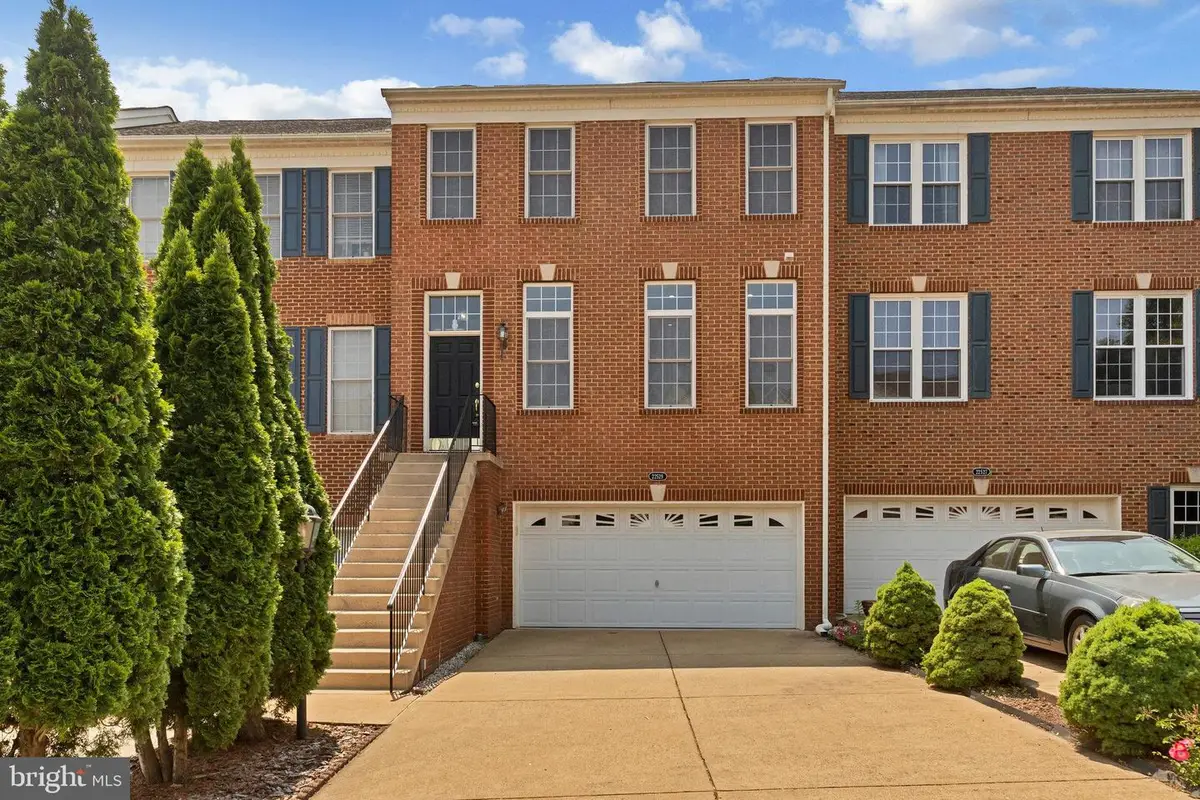 22529 Welborne Manor Sq, Ashburn, VA 20148 - #1