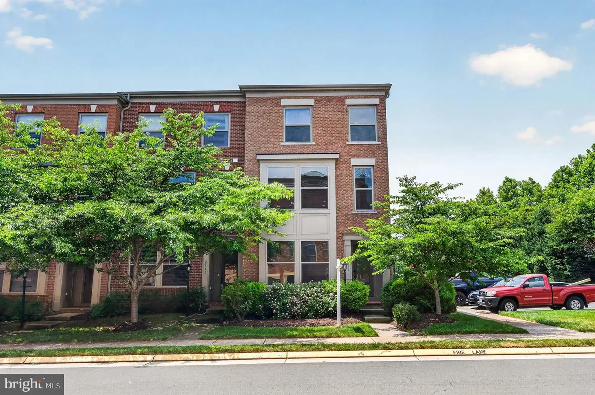 23387 Epperson Sq, Brambleton, VA 20148 - #1