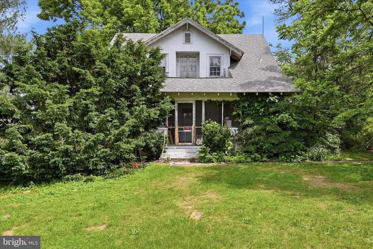 501 W Main St, Purcellville, VA 20132 - #1