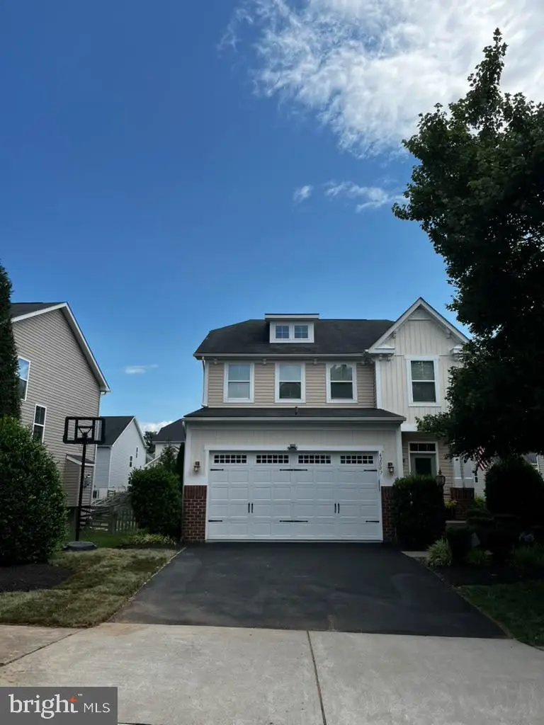 42007 Powells Farm Way, Aldie, VA 20105 - #1