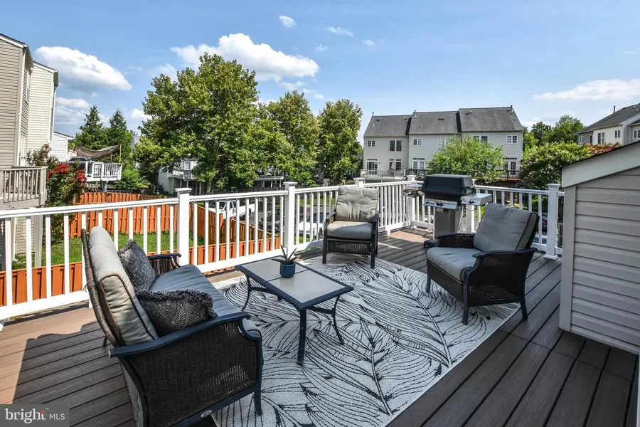 25474 Brickell Dr, Chantilly, VA 20152 - #3