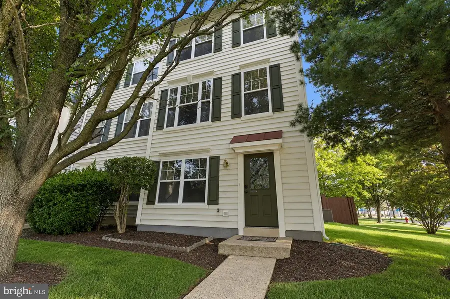 43775 Brookline Ter, Ashburn, VA 20147 - #3