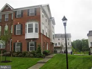 43196 Whelplehill Ter, Ashburn, VA 20148 - #1