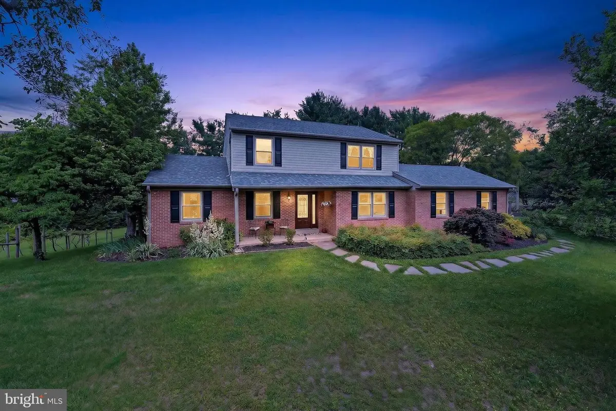 43910 Spinks Ferry Rd, Leesburg, VA 20176 - #1
