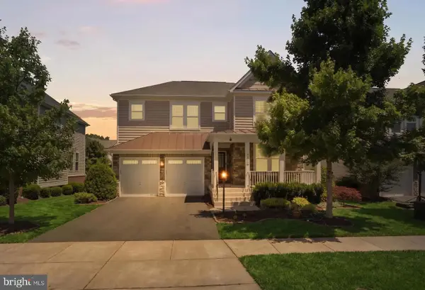 42522 Stratford Landing Dr, BRAMBLETON, VA 20148